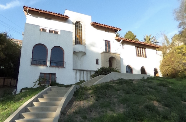 Inside the Los Feliz murder house before it was cleaned up - Curbed LA