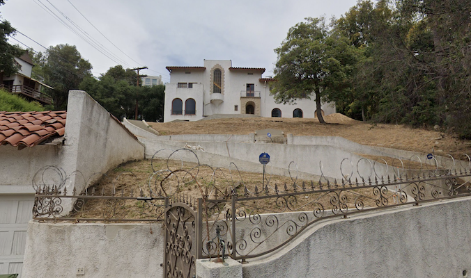 Inside the Los Feliz murder house before it was cleaned up - Curbed LA